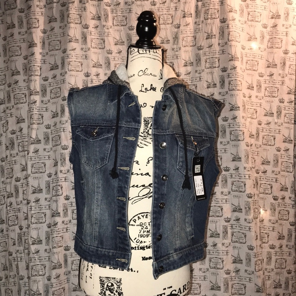 NWT RANBEERI Distressed Blue Denim Hooded Vest
